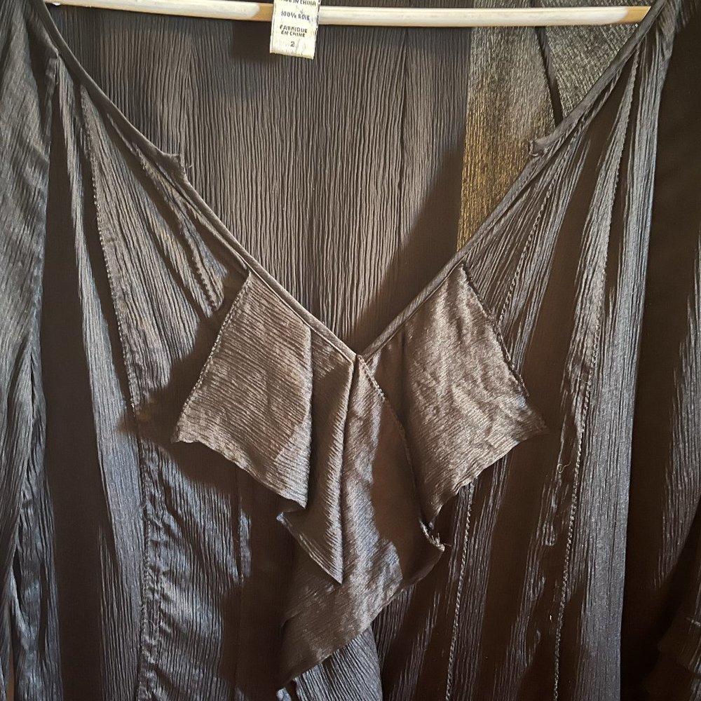 Diane Von Furstenberg Black Silk Ruffle Blouse Size 2 / XS